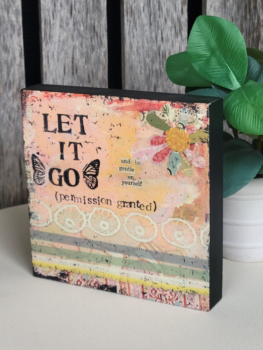 Let It Go Decorative Plaque -Demdaco Inspirational Home Art in Peach - Picture 4 of 6
